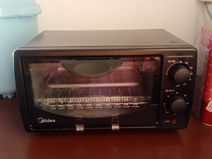 美的电烤箱九成新，只烤过几次，坐标厦门槟榔...