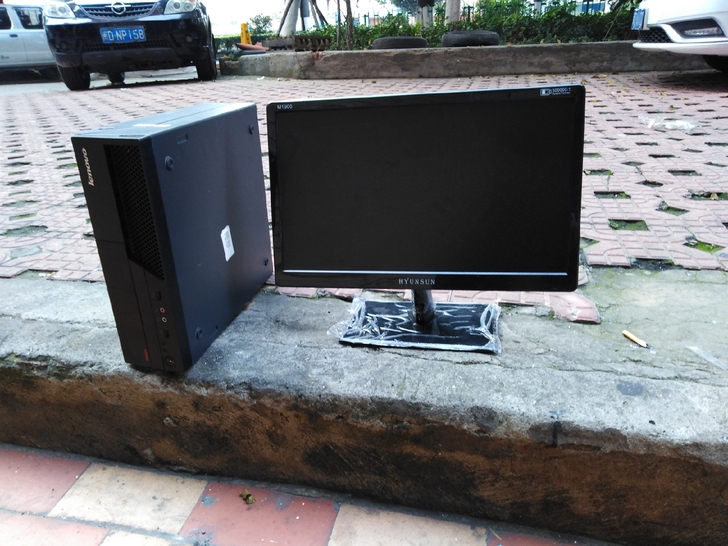 公司二手主机闲置台式机显示器整套办公游戏用...