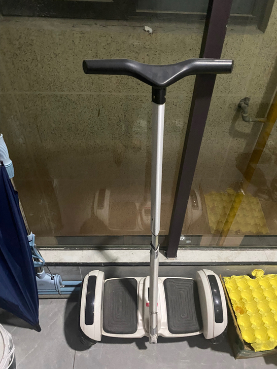 闲置家里的平衡车，大人小孩都可以玩，买回来...