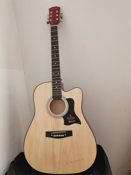 自用闲置一把LINDA单板吉他,