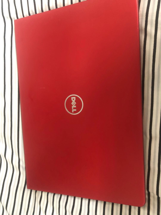 戴尔笔记本电脑