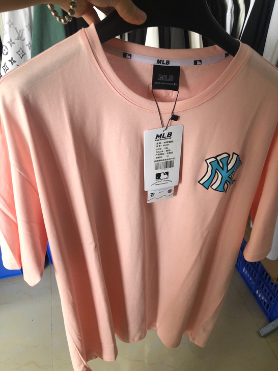 女士宽松中长款学生T恤粉色