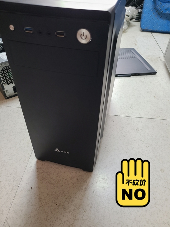 多余机箱一个,带前置usb3.0,安钛克3...