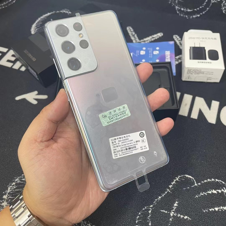 三星 SAMSUNG Galaxy S21...