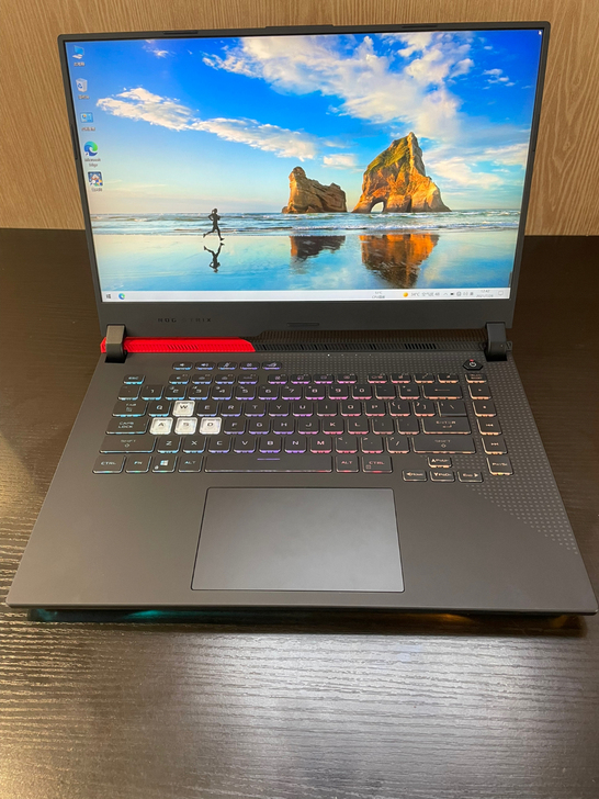 因急需用钱低价转让华硕ROG魔霸5，电脑是...