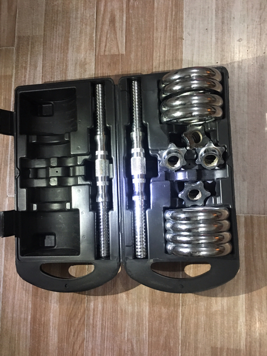 哑铃,九新,1.25kg*8。太重,没法邮...