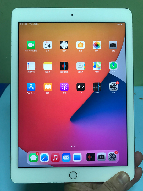 9新iPadAir2银色64ＧWi-Fi版...