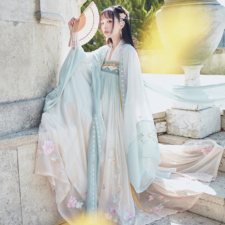 【只出不换】十三余，婴宁，几乎全新，无损伤...