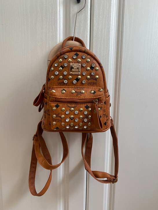 迷你双肩背包，夏天搭配裙子T，都可以背！全...