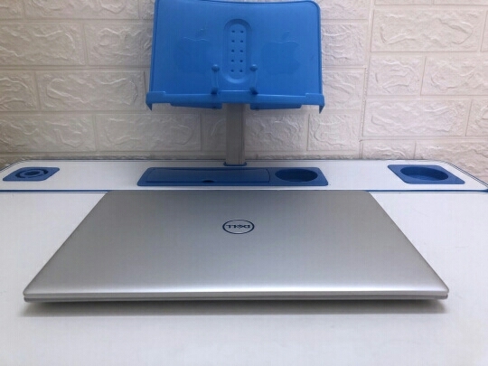 戴尔笔记本电脑