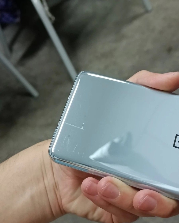 一加9pro8+256g闪银全套，也可以换...