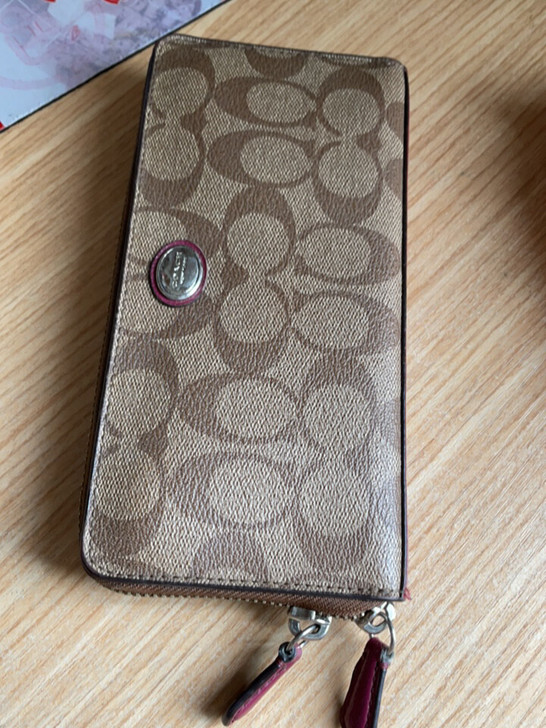 蔻驰钱包女款，蔻驰手包，8成新##amp；...