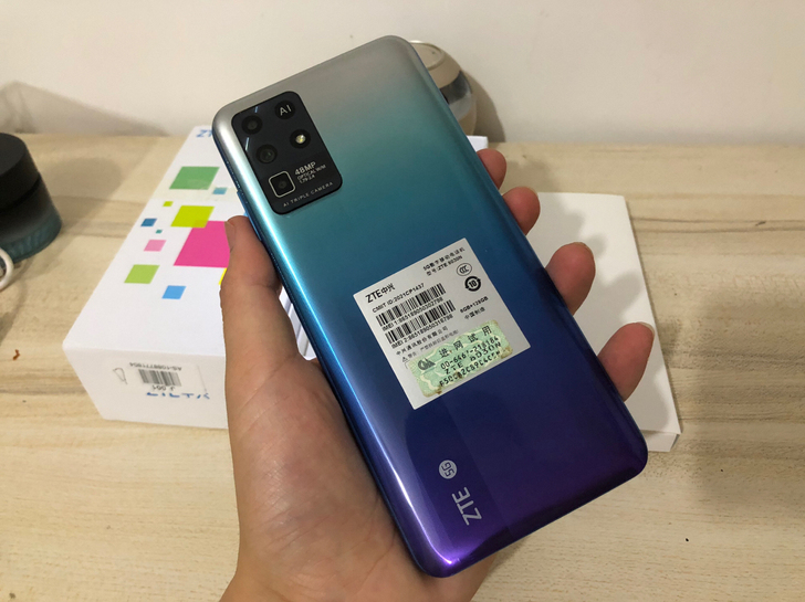 中兴ZTE S30 SE 5G 4800万...