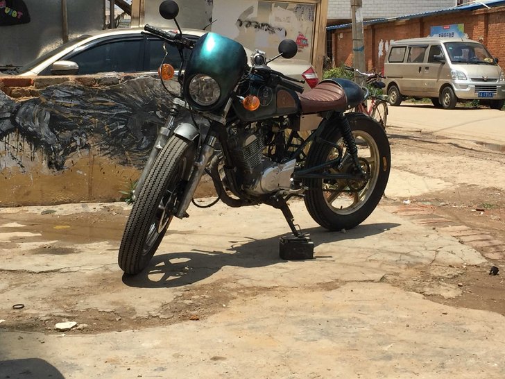 复古摩托车 2张出售