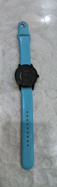 出售GARMIN VIVOMOVE手表，带...