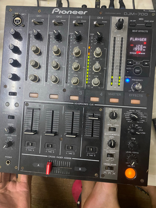 转行了出闲置自用700混音台带莱恩3声卡