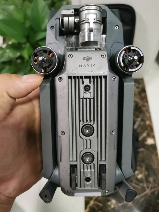 特价机!大疆御pro双电,整体成色好,正常...