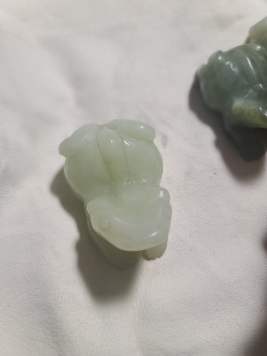 80年代玉雕青蛙小笔架 毛笔架 乌龟就一个...