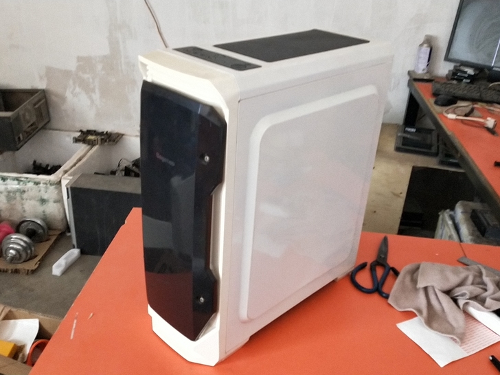 鑫谷机箱，顺丰到付邮费，本地勿扰，完美主义...