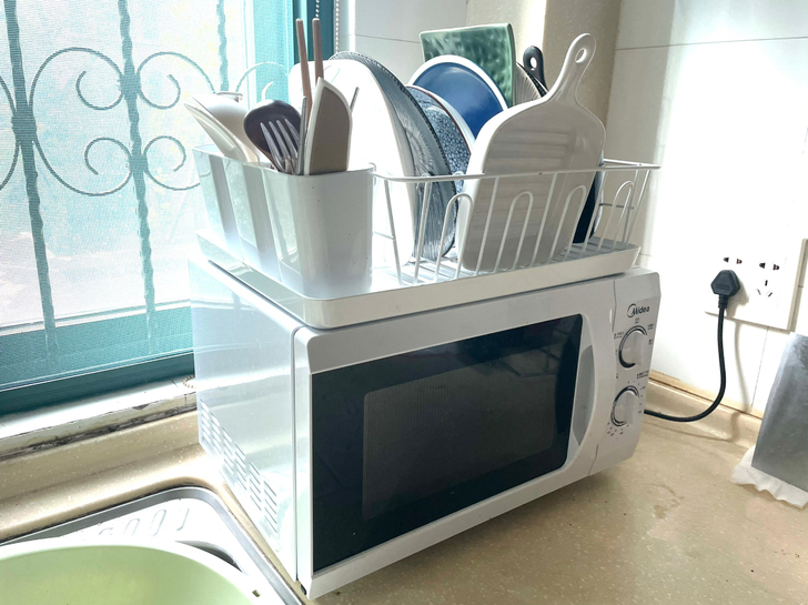 美的微波炉 8成新 先挂上【8.19号左右...