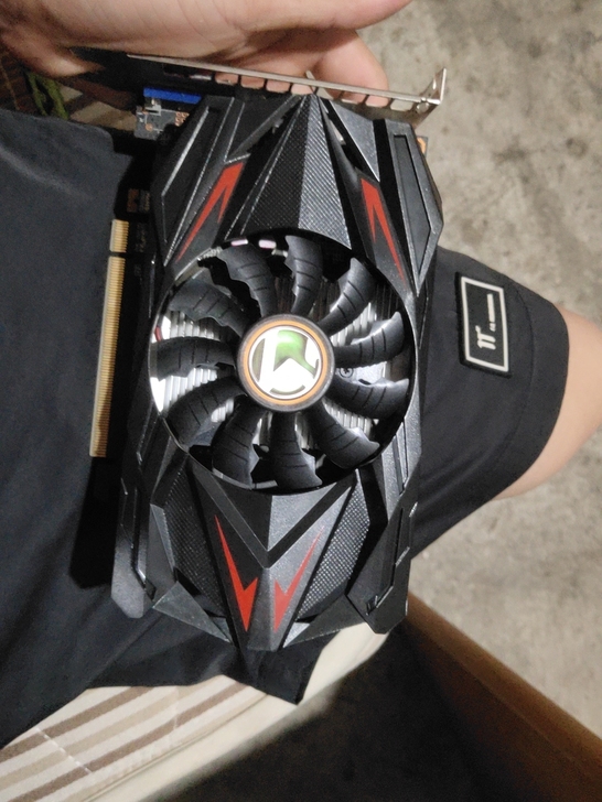 铭瑄gt1030显卡2gd5.