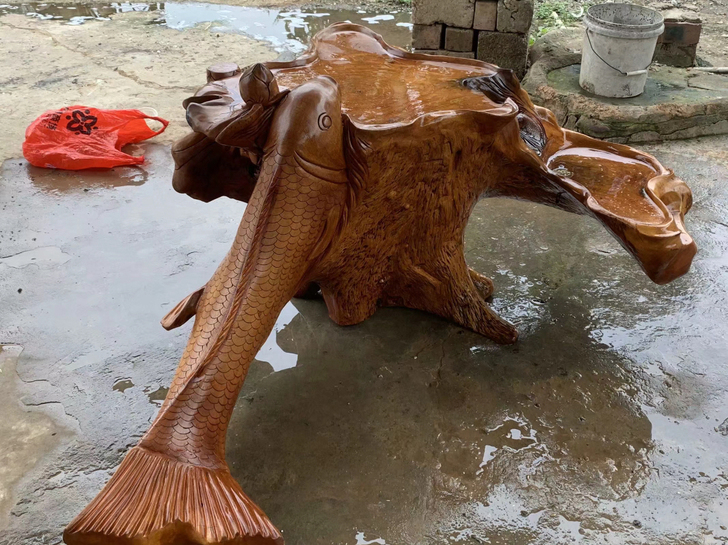 闲置木根茶台，木菠萝木材质，当时请挖机挖根...