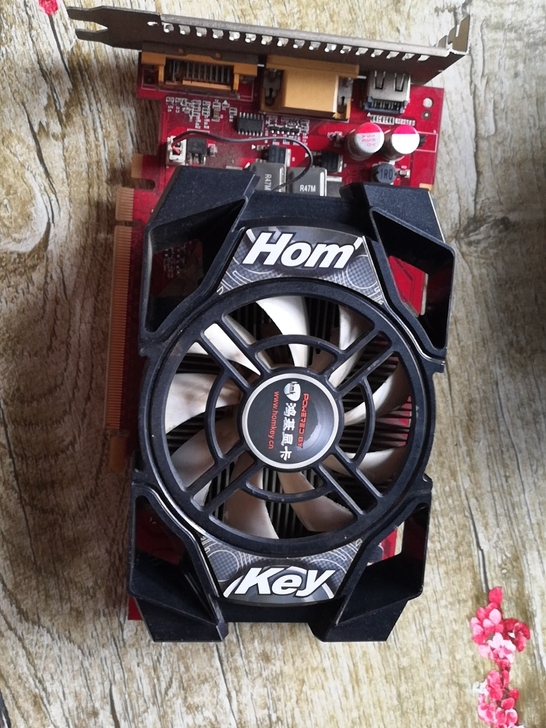 GTS450极光版鸿基 1GD5显卡，正常...
