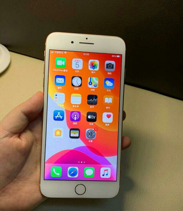 苹果8plus 256国行正品全网通，插卡...