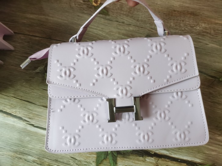 出闲置，各种单肩包，斜挎包，手提包  质量...