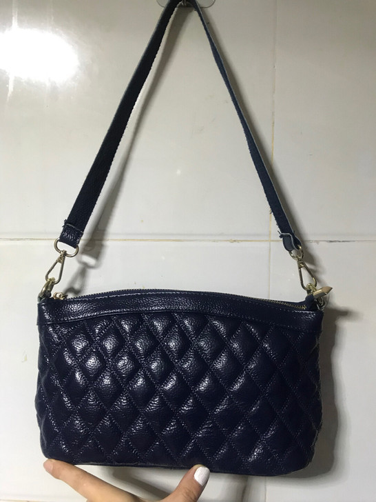 手提包腋下包 全新 五金有一点瑕疵 细节看图