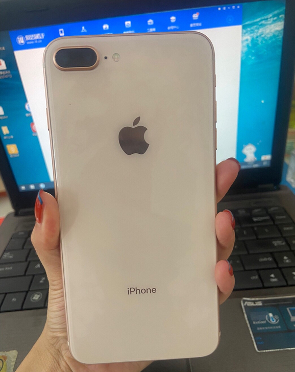 低价出售自用苹果8plus 256g 国行...