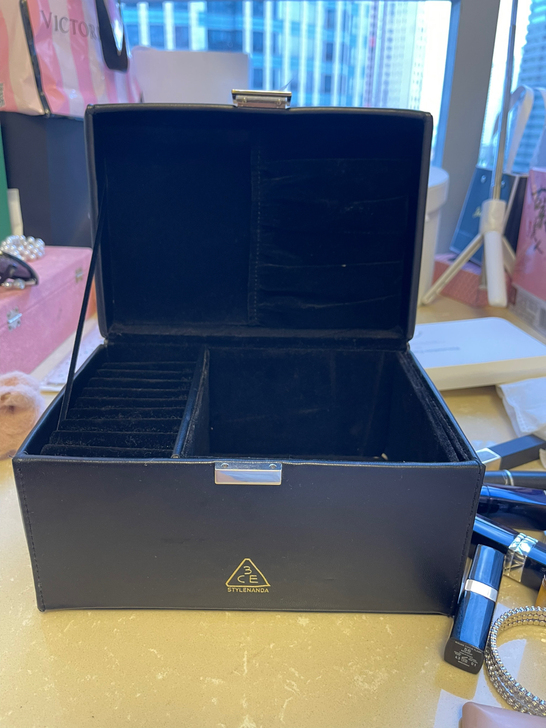 3ce化妆箱 黑色限定版手提化妆箱 首饰箱 美妆整理收纳盒