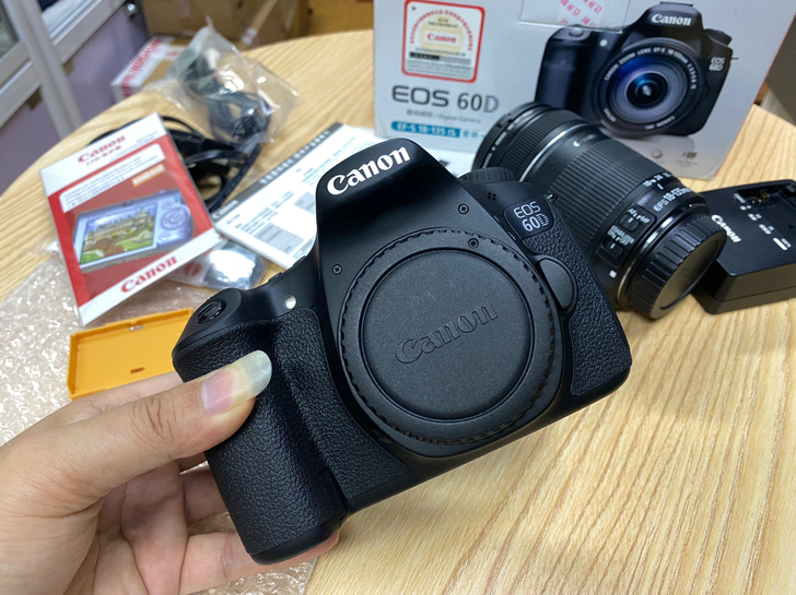 佳能60D套机 18-135is镜头 全新...