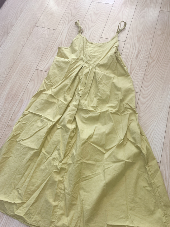 吊带裙几乎全新