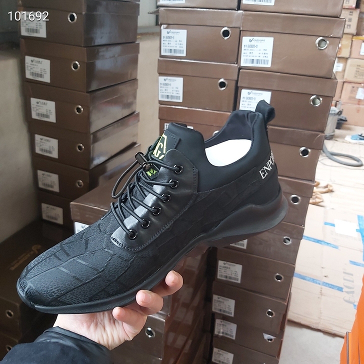 专柜撤柜,卡帝烟斗家的休闲男鞋,专柜价格大...