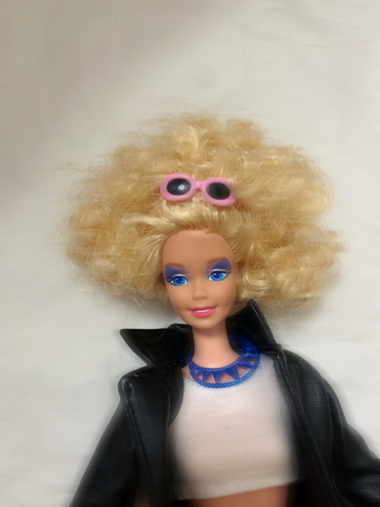 气场全开 芭比古董老娃摇滚珍藏版稀有款特殊...