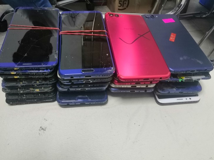 荣耀V10 屏内爆整机