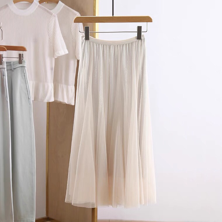 网纱伞裙拼接亮丝百褶半身裙 外面一层是纱 ...