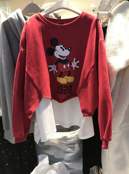 晶巧 蕾丝雪纺衫。灰色的 买过穿了几次。