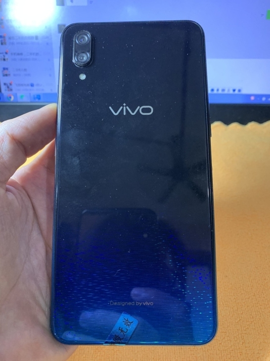 低价转让二手vivo x23幻彩版6+12...