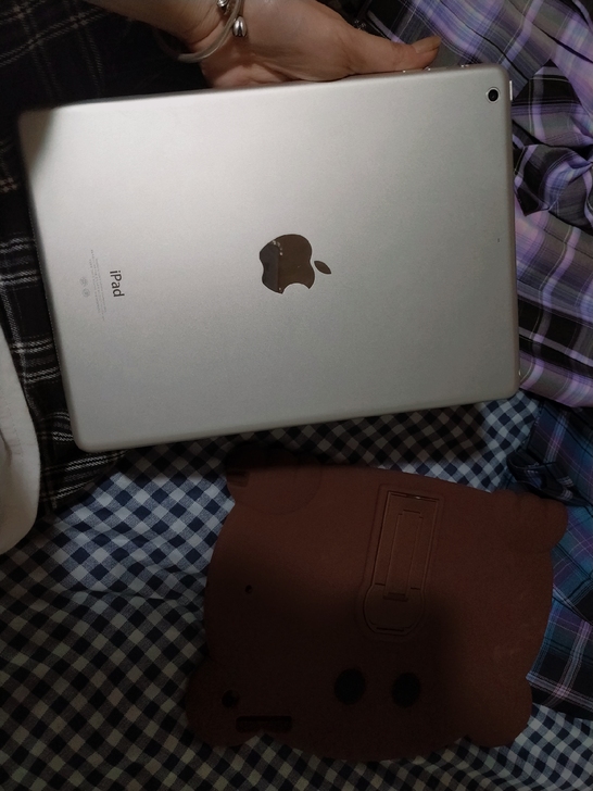 ipad air 64g wifi版