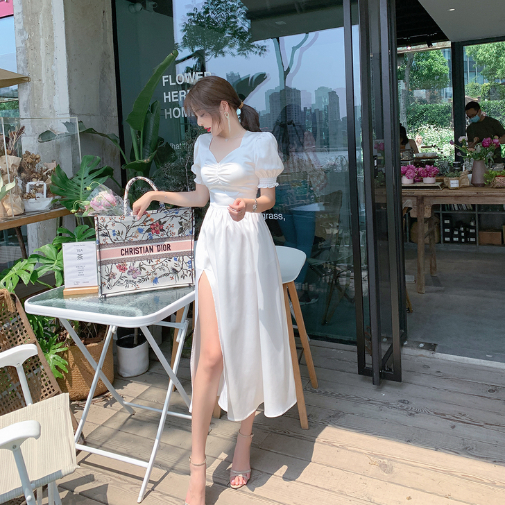 ByYou 白色绸缎气质泡泡袖连衣裙女神范...