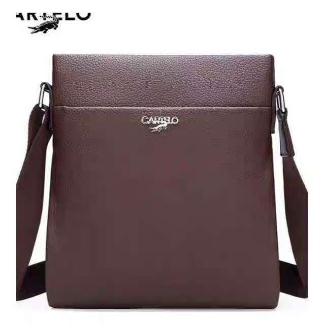 卡帝乐鳄鱼男包真皮斜挎包软皮单肩包男休闲小...