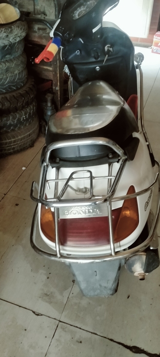 五羊本田小公主，声音很好，外观稍微有点刮伤...