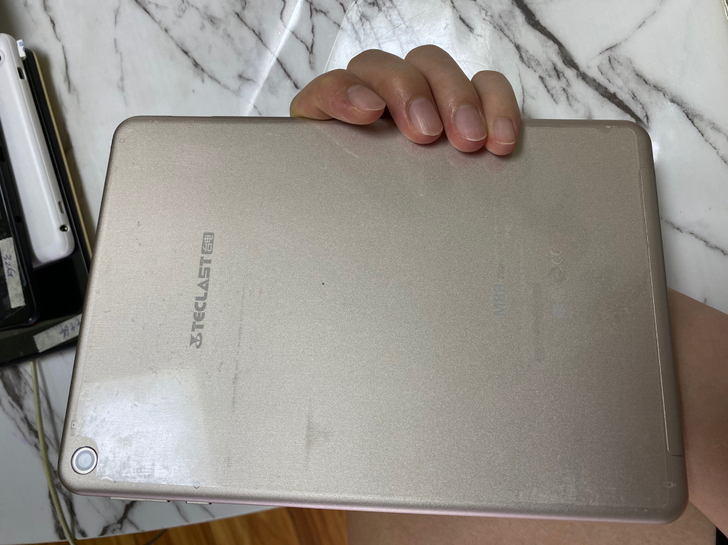 酷比魔方，台电，驰为等多款国产平板电脑出售...