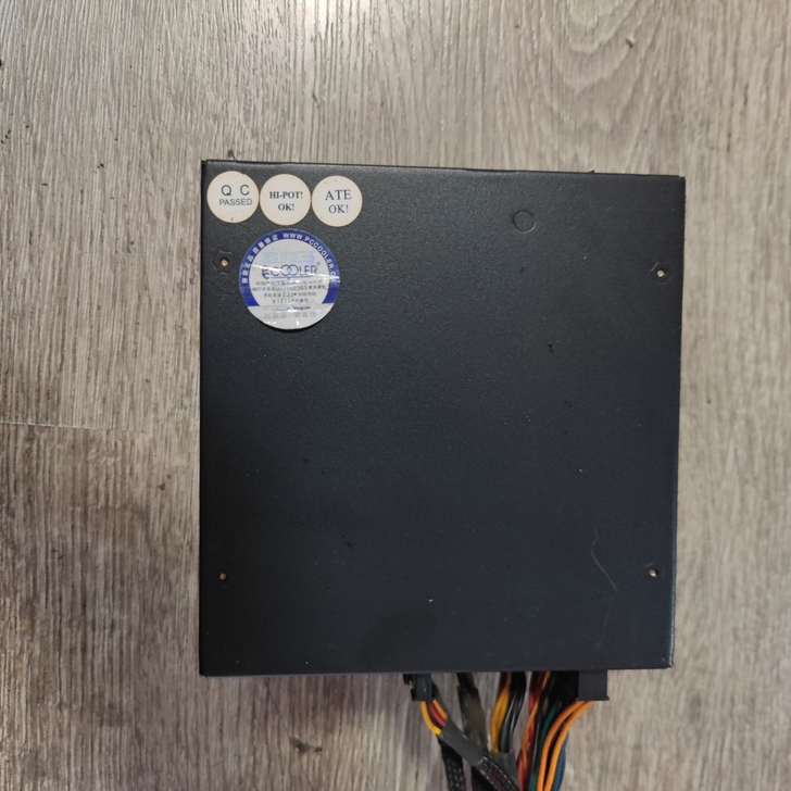 电脑主机全模组电源超频3