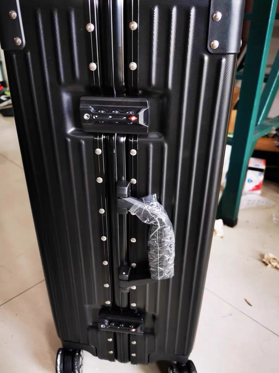 全新行李箱转卖