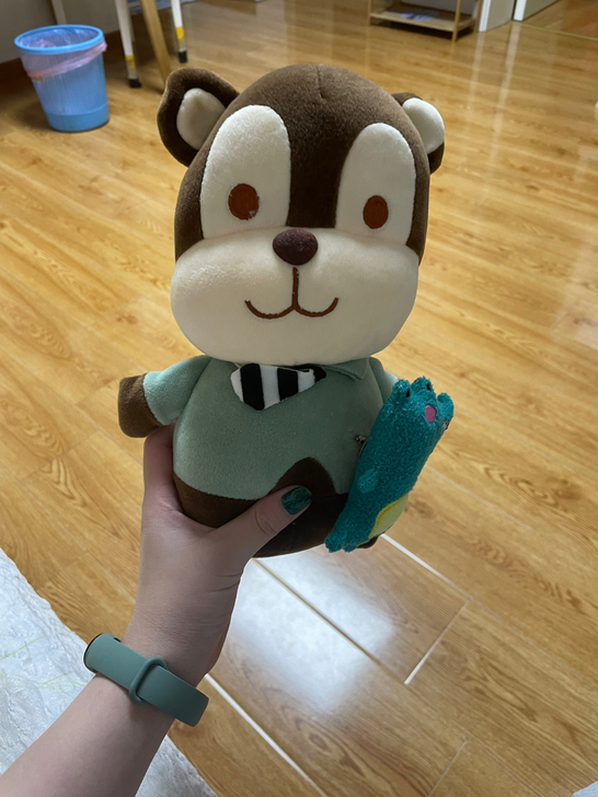 小玩偶，7元一个。