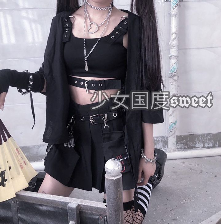 少女国度家黑色系列女装冷淡风暗黑ins高冷...