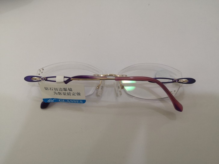 钻石切边变色紫,带镜盒!!!不带度数(可配...